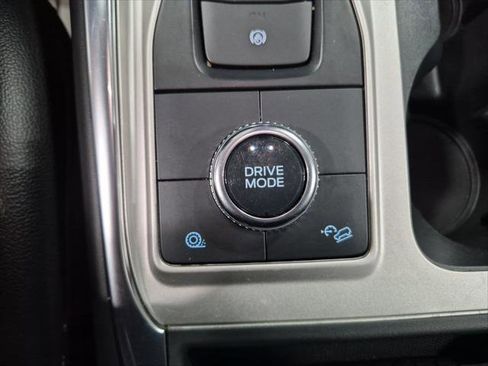 Certified 2022 Ford Explorer Limited w/ Equipment Group 301A image 23