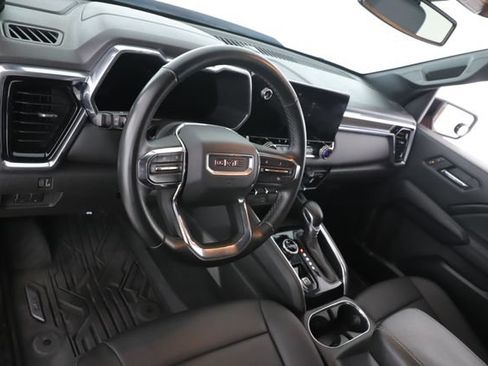 Used 2023 GMC Canyon Elevation w/ Elevation Premium Package AWD/4WD image 17