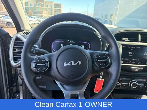 Used 2025 Kia Soul LX image 13