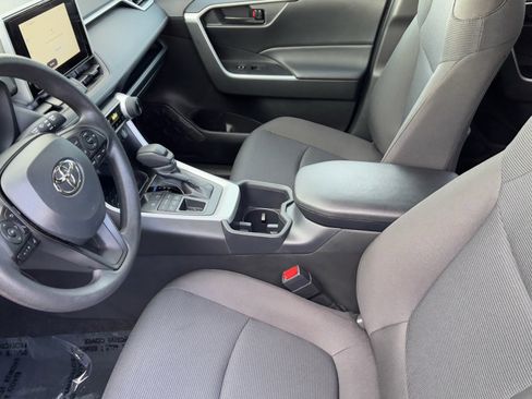 Certified 2025 Toyota RAV4 LE image 20