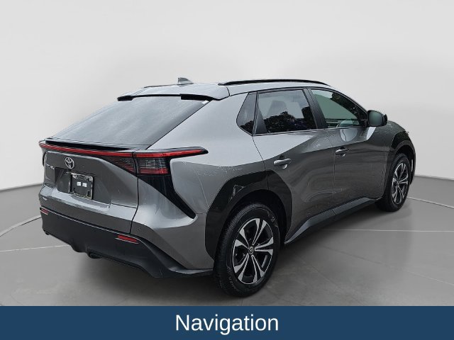 Used 2025 Toyota bZ4X FWD image 4