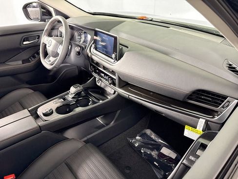 New 2026 Nissan Rogue SV image 24