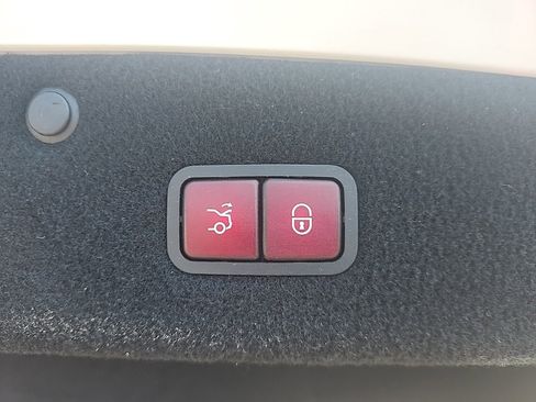 Certified 2018 Mercedes-Benz S 560 4MATIC Coupe image 10