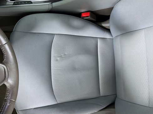 Used 2018 Chevrolet Malibu LT image 20