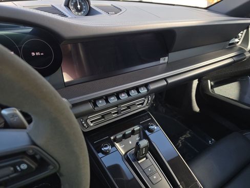 Used 2022 Porsche 911 Targa 4 GTS image 16