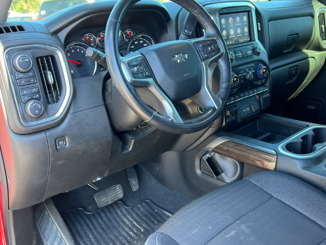 Used 2021 Chevrolet Silverado 1500 RST w/ Convenience Package II AWD/4WD image 23