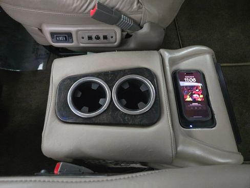 Used 2023 GMC Savana 2500 image 20