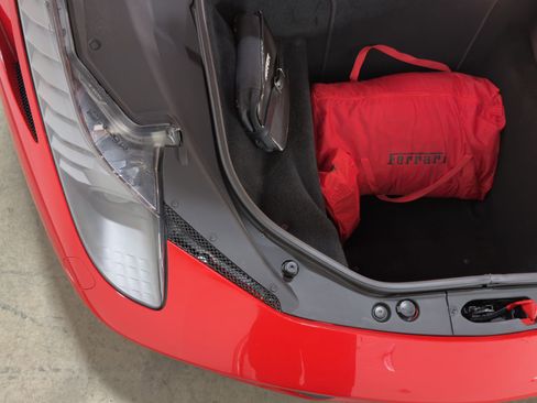 Used 2011 Ferrari 458 Italia Coupe image 64