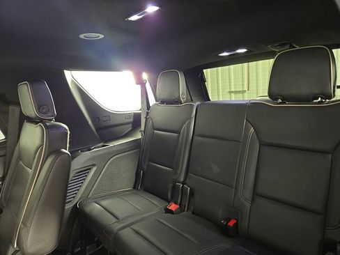 Used 2022 Chevrolet Tahoe Premier image 16