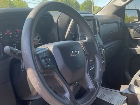 Used 2020 Chevrolet Silverado 1500 Custom Trail Boss w/ Custom Convenience Package AWD/4WD image 21