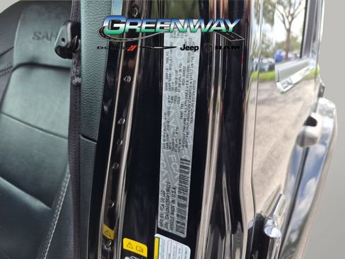 Used 2022 Jeep Wrangler Unlimited Sahara w/ LED Lighting Group AWD/4WD image 26