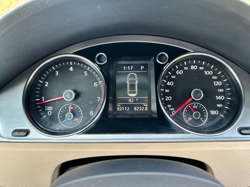 Used 2013 Volkswagen CC Lux image 18