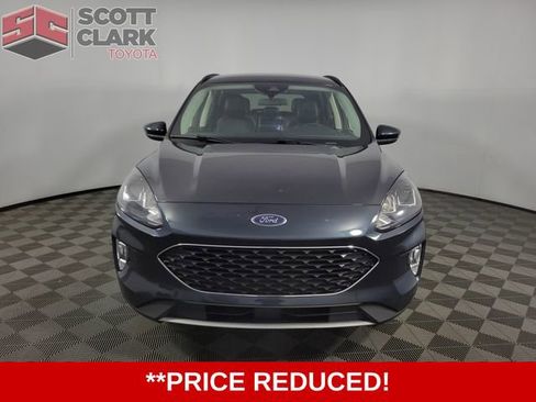 Used 2022 Ford Escape SEL w/ Technology Package FWD image 2