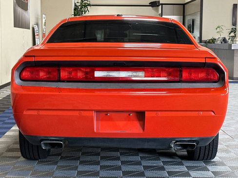 Used 2013 Dodge Challenger R/T image 5