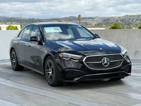 New 2026 Mercedes-Benz E 450 4MATIC Sedan image 7