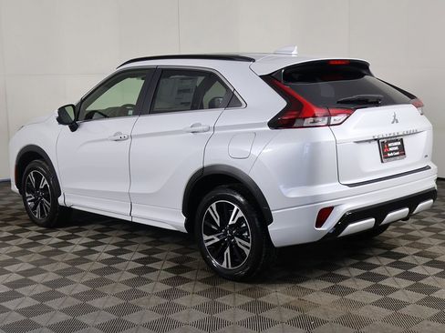 New 2026 Mitsubishi Eclipse Cross SEL image 11