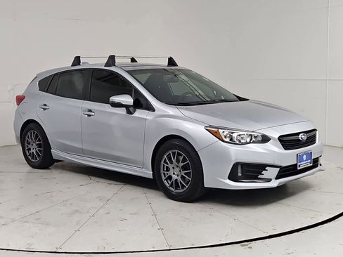 Used 2022 Subaru Impreza 2.0i Sport w/ Popular Package #2 AWD/4WD image 8