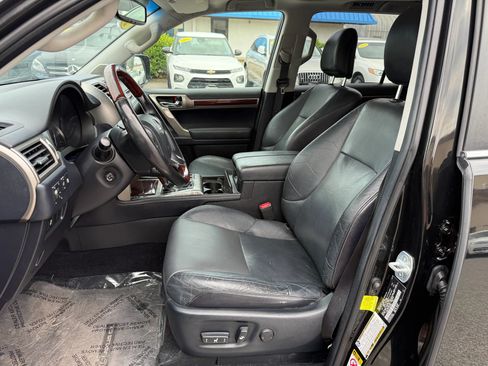 Used 2018 Lexus GX 460 Premium w/ Premium Package AWD/4WD image 15
