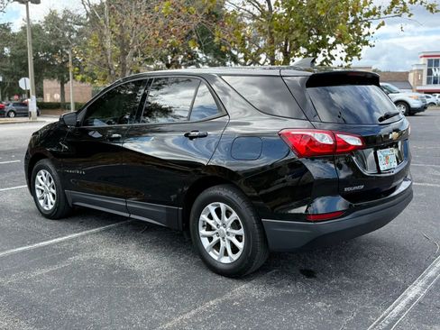 Used 2019 Chevrolet Equinox LS w/ LS Convenience Package FWD image 7