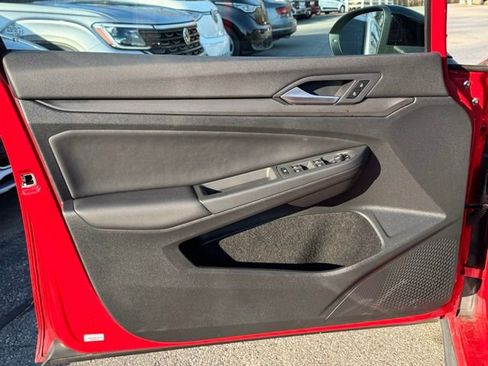 Used 2024 Volkswagen GTI Autobahn image 32