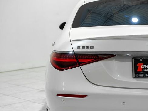 Used 2022 Mercedes-Benz S 580 4MATIC Sedan image 43