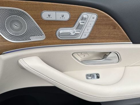 Used 2024 Mercedes-Benz GLE 450 4MATIC image 44