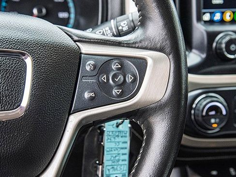 Used 2021 GMC Canyon Denali image 10