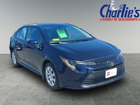 Certified 2024 Toyota Corolla LE FWD image 3