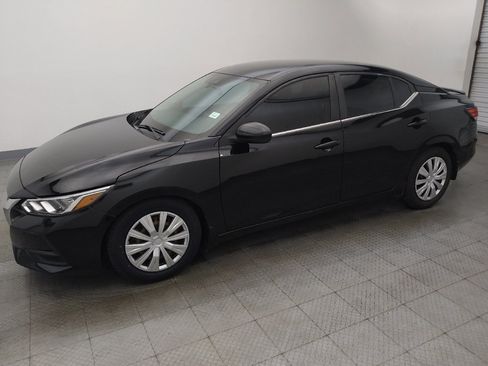 Used 2020 Nissan Sentra S w/ Lighting Package FWD image 2