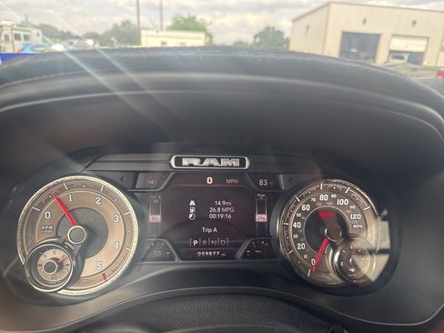 Used 2020 RAM 1500 Limited image 15