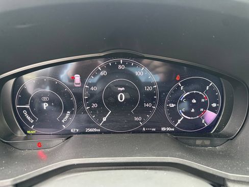 Certified 2025 MAZDA CX-70 Plug-In Hybrid w/ Premium Plus AWD/4WD image 15
