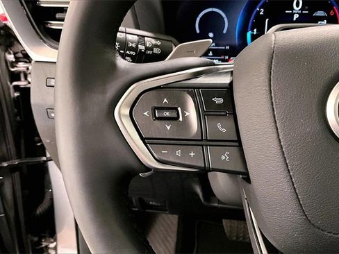 Used 2025 Lexus GX 550 image 11