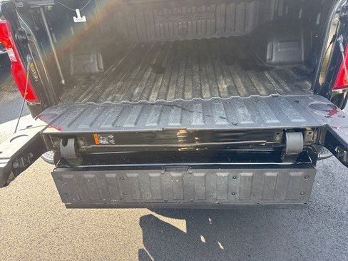 Certified 2024 Chevrolet Silverado 1500 ZR2 w/ Technology Package image 29