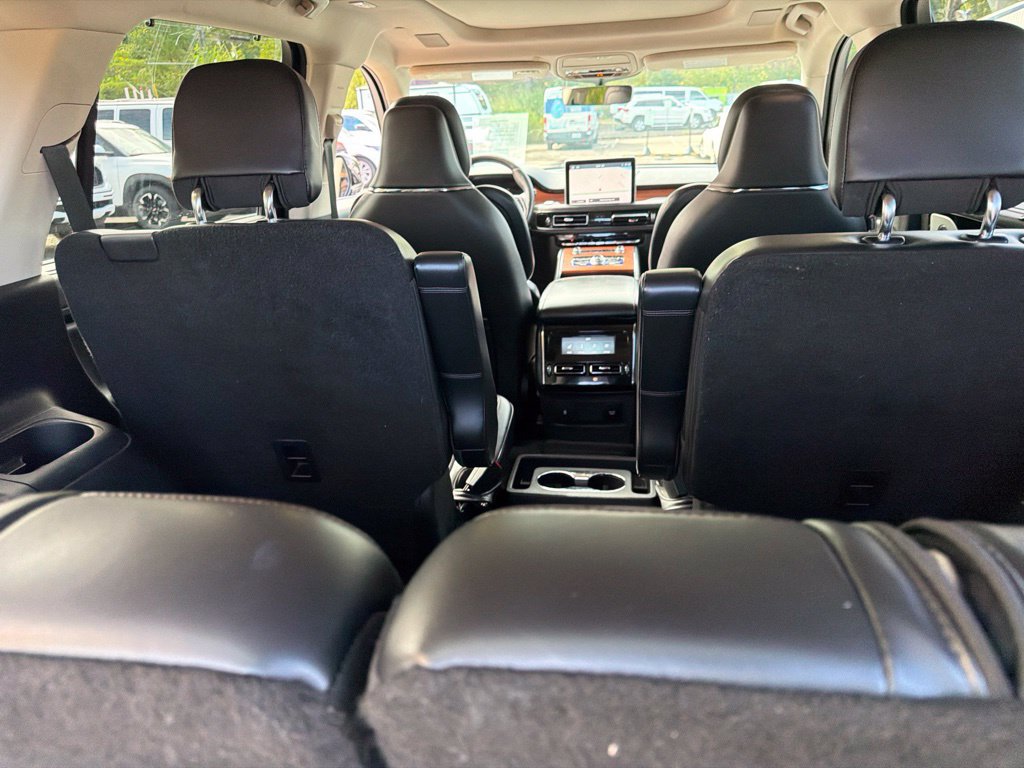 Used 2020 Lincoln Aviator Reserve w/ Equipment Group 201A AWD/4WD image 9