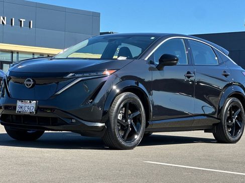 Used 2023 Nissan Ariya FWD image 8