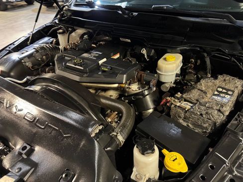 Used 2015 RAM 3500 Laramie w/ Black Appearance Group image 25