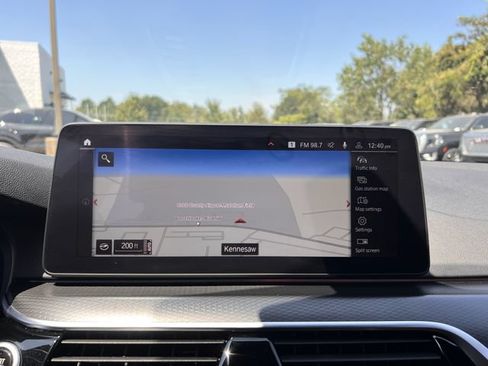 Used 2022 BMW 530i w/ M Sport Package RWD image 25