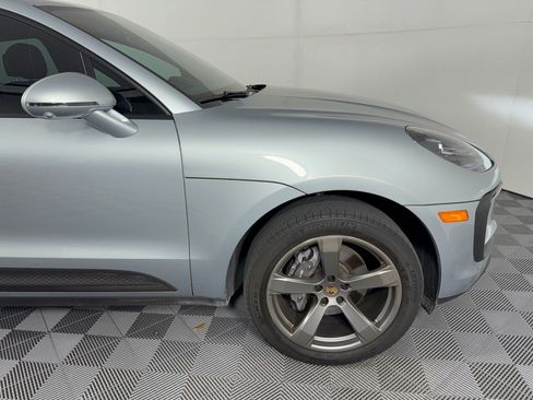 Used 2024 Porsche Macan AWD/4WD image 13