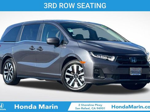 Certified 2025 Honda Odyssey EX-L image 3