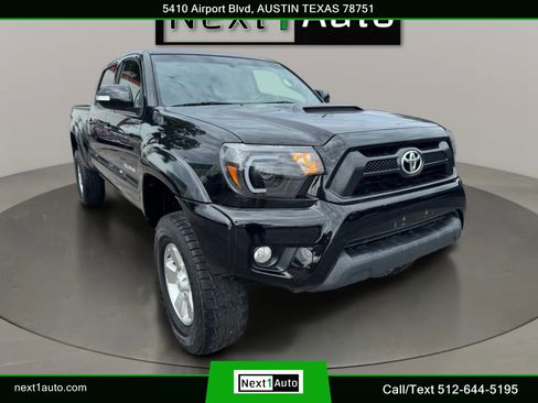 Used 2015 Toyota Tacoma 4x4 Double Cab w/ TRD Sport Package image 3