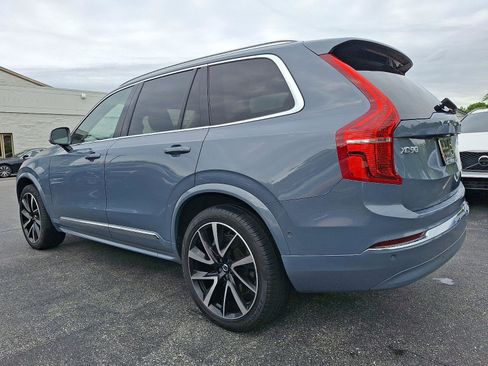 Certified 2023 Volvo XC90 B6 Plus AWD/4WD image 4