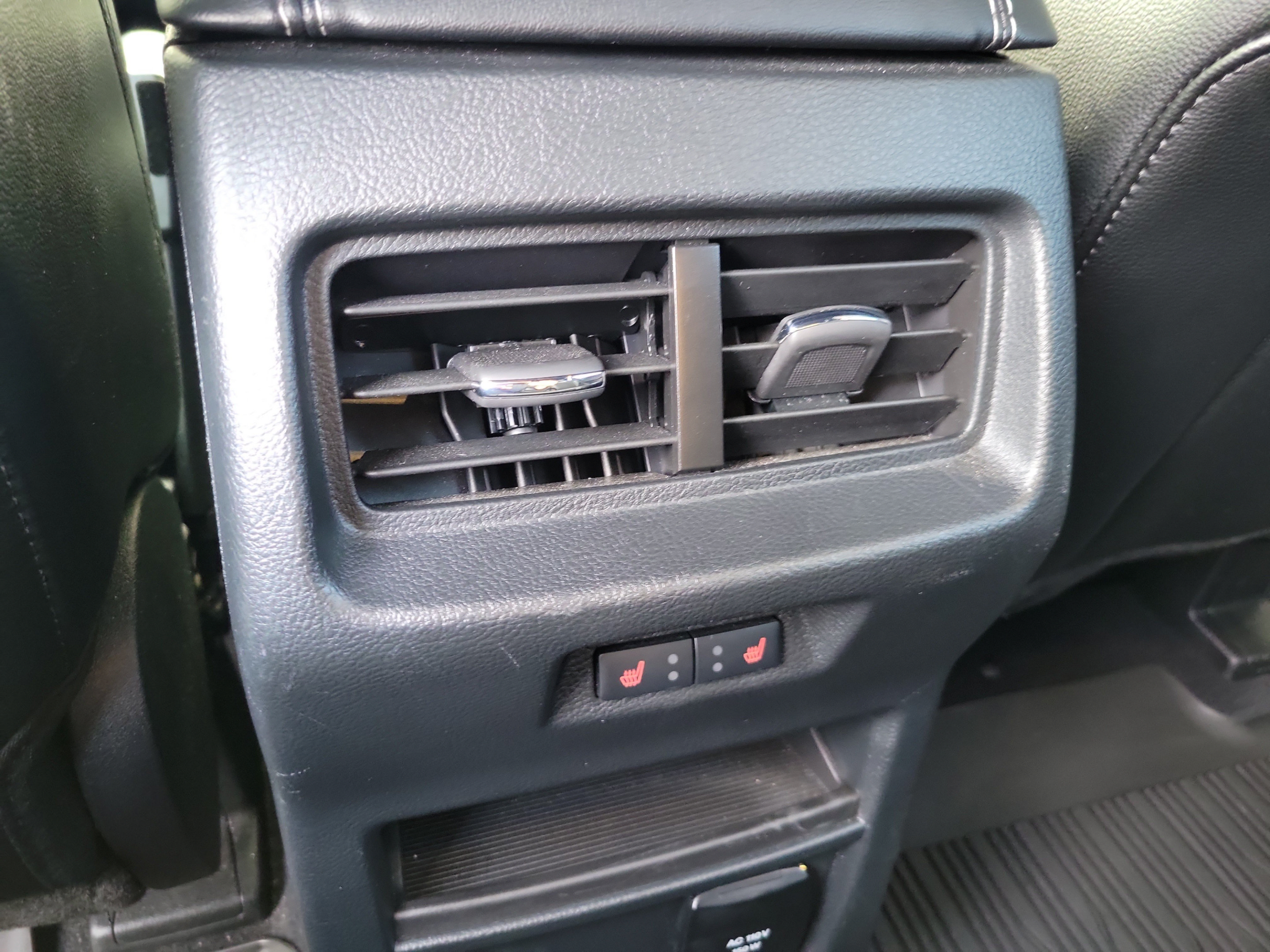 Used 2024 Ford Edge ST w/ Equipment Group 401A AWD/4WD image 12