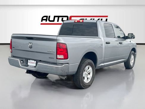 Used 2023 RAM 1500 Classic SLT w/ Trailer & Traction Group AWD/4WD image 7
