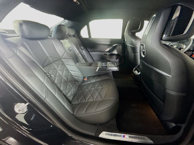 Used 2026 BMW 740i xDrive AWD/4WD image 26