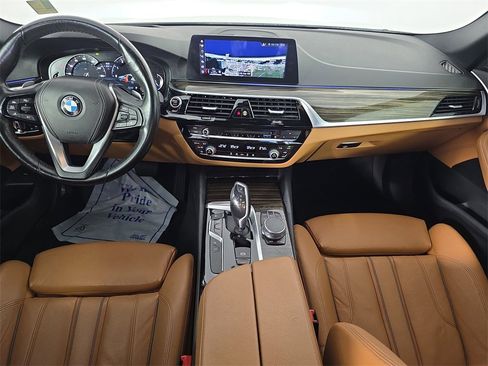 Used 2017 BMW 530i image 14