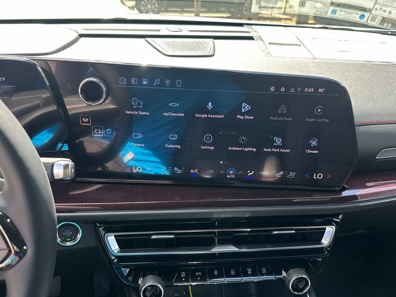 New 2027 Chevrolet Traverse RS FWD image 18