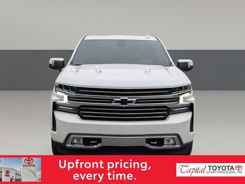 Used 2022 Chevrolet Silverado 1500 High Country w/ Technology Package AWD/4WD image 3
