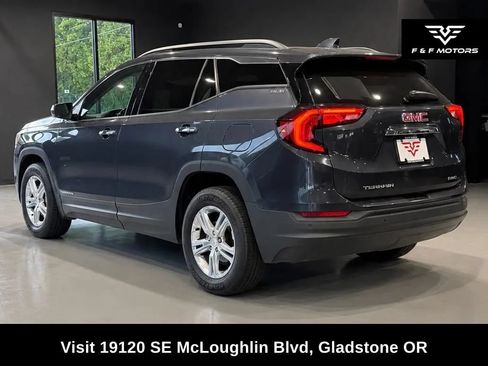 Used 2018 GMC Terrain SLE w/ Driver Convenience Package AWD/4WD image 4