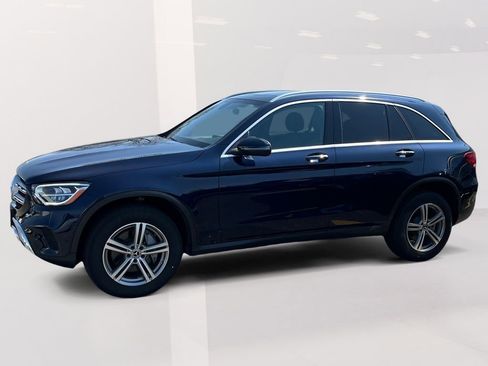 Used 2021 Mercedes-Benz GLC 300 4MATIC image 2