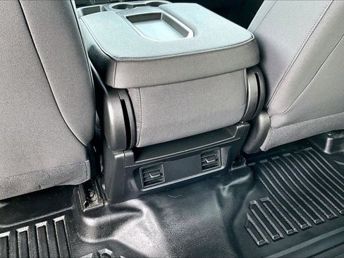 Used 2024 Chevrolet Silverado 1500 W/T w/ WT Value Package image 33